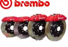 Большое расширение в колодках и дисках Brembo