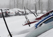 Чому не можна піднімати «двірники» на автомобілі під час снігопаду?